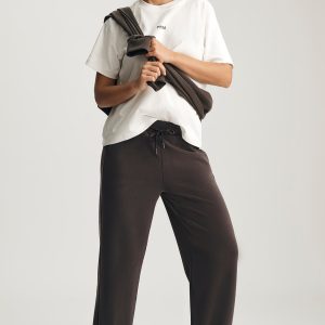 SPORTY LUXE TENCEL™ STRAIGHT LEG PANTS IN COFFEE BEAN